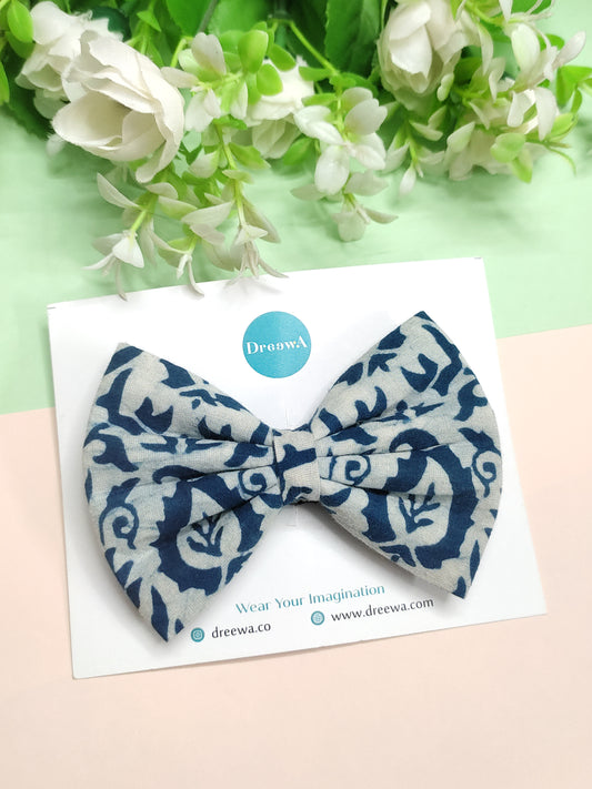 Leaf Indigo - Classic Bow